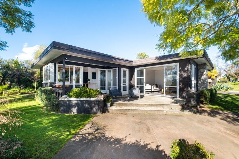 Photo of property in 61 Simla Avenue, Havelock North, 4130