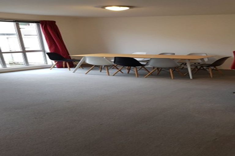 Photo of property in 52d Brockworth Place, Riccarton, Christchurch, 8011