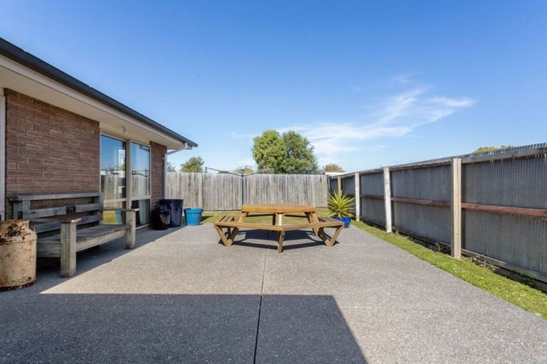 Photo of property in 157a Wainoni Road, Avondale, Christchurch, 8061