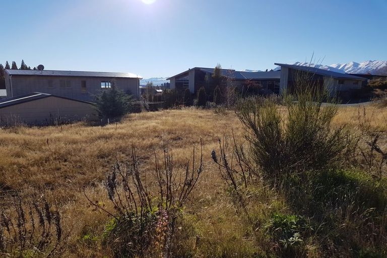 Photo of property in 24 Hamilton Drive, Lake Tekapo, 7999