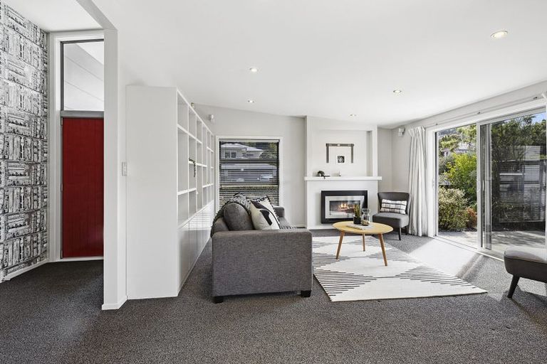 Photo of property in 9 Davies Street, Tawa, Wellington, 5028