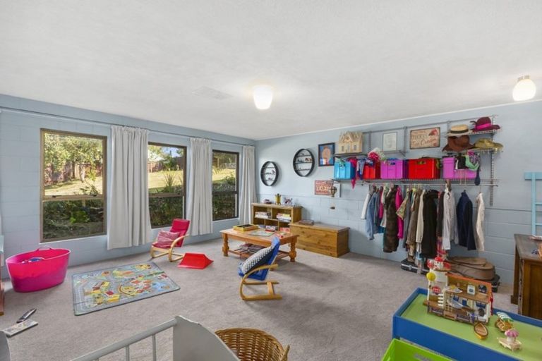 Photo of property in 6 Hogan Place, Fairfield, Dunedin, 9018