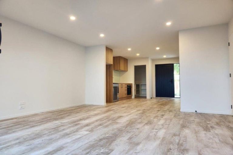 Photo of property in 3/31 Champion Street, Edgeware, Christchurch, 8013