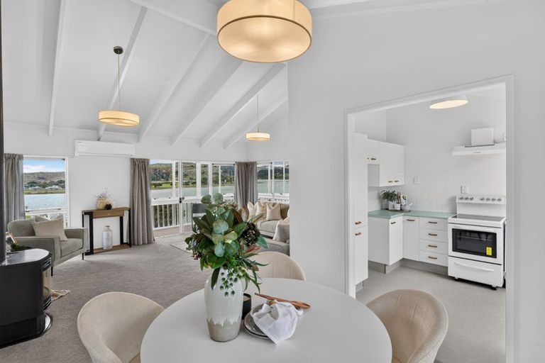 Photo of property in 32 Wainui Road, Raglan, 3225