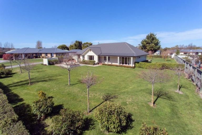 Photo of property in 4 Willowside Place, Amberley, 7410