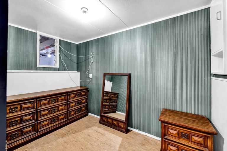 Photo of property in 402 South Road, Hawera, 4674