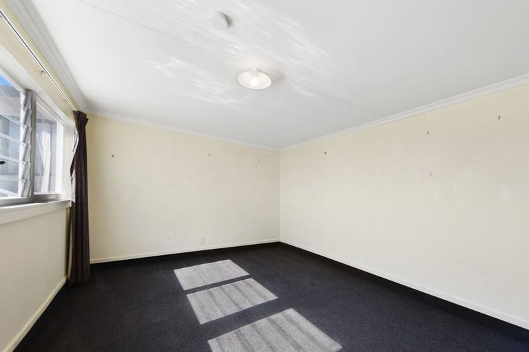 Photo of property in 2/8 Browning Crescent, Stoke, Nelson, 7011