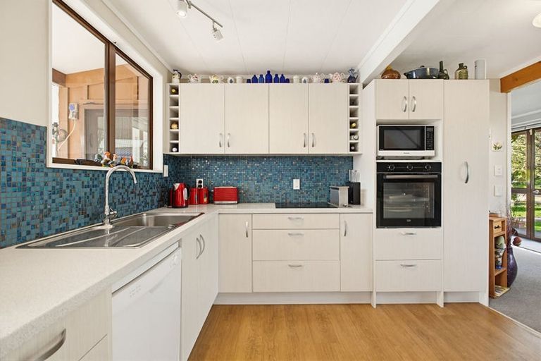 Photo of property in 224 Matarangi Drive, Matarangi, Whitianga, 3592