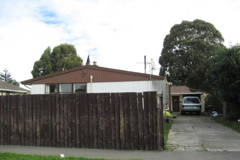 Photo of property in 2/25 Tensing Place, Sockburn, Christchurch, 8042
