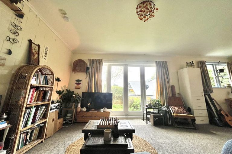 Photo of property in 5e Harrold Street, Highbury, Wellington, 6012