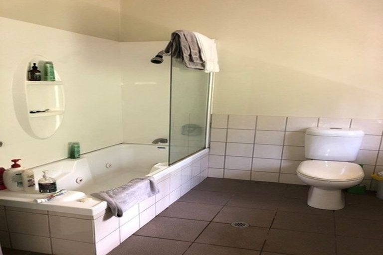 Photo of property in 6a Vancouver Drive, Queenstown, 9300