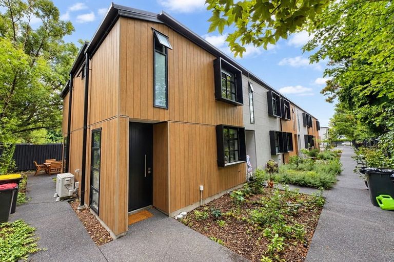 Photo of property in 8/91 Springfield Road, St Albans, Christchurch, 8014