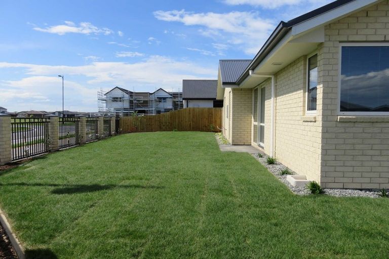 Photo of property in 51 Dow Square, Wigram, Christchurch, 8025