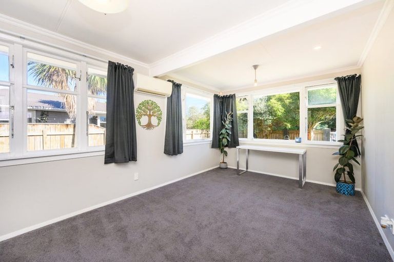 Photo of property in 49 Honore Drive, Linton, Palmerston North, 4472