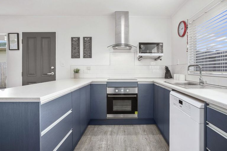 Photo of property in 1/6 Bingara Place, Favona, Auckland, 2024