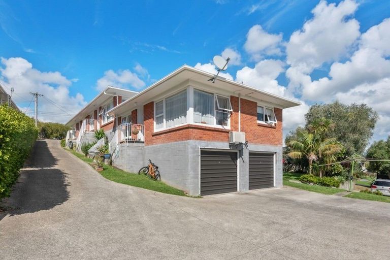 Photo of property in 11 Havelock Avenue, Forrest Hill, Auckland, 0620