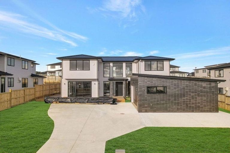 Photo of property in 14 Whawhaki Road, Beachlands, Auckland, 2018
