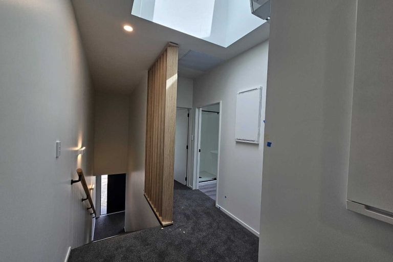 Photo of property in 6 Nevermore Place, Halswell, Christchurch, 8025