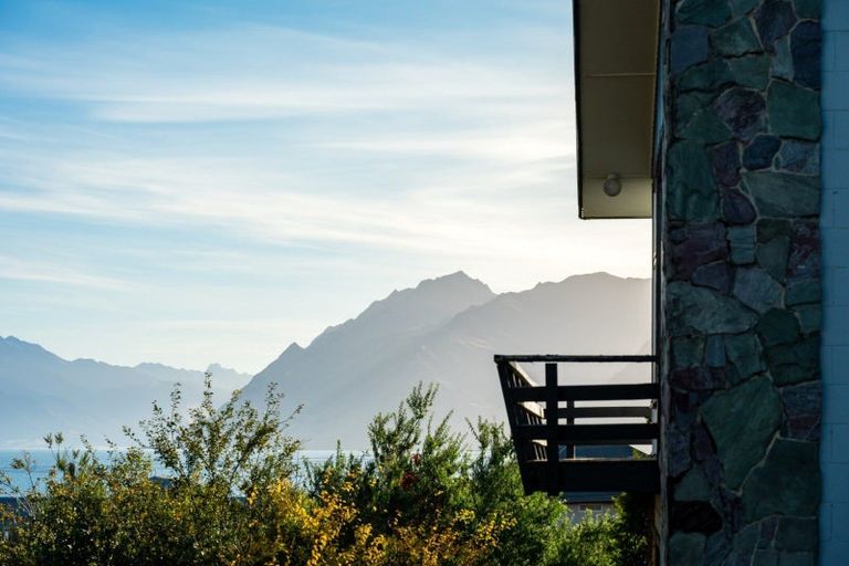 Photo of property in 95 Lakeview Terrace, Lake Hawea, 9382