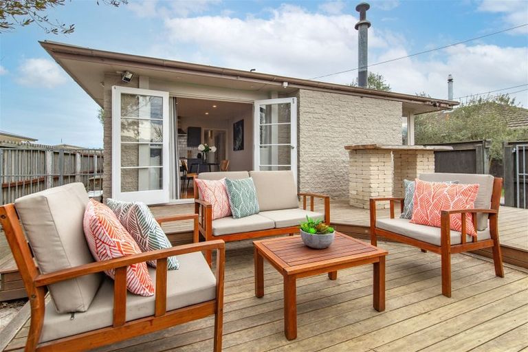 Photo of property in 17 Stretton Street, Bishopdale, Christchurch, 8053