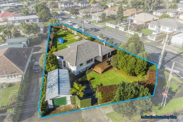 Photo of property in 2 Orakau Road, Mangere East, Auckland, 2024