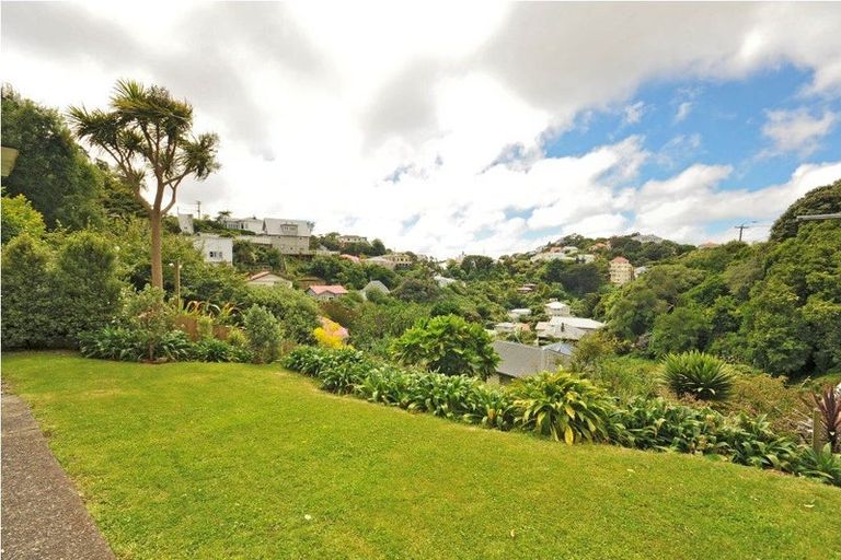 Photo of property in 53 Raroa Road, Kelburn, Wellington, 6012