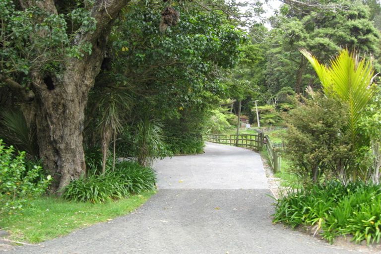 Photo of property in 189 School Road, Waimauku, 0881