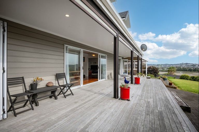 Photo of property in 245 Hibiscus Coast Highway, Red Beach, 0932