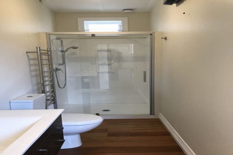 Photo of property in 74 Wright Street, Mount Cook, Wellington, 6021