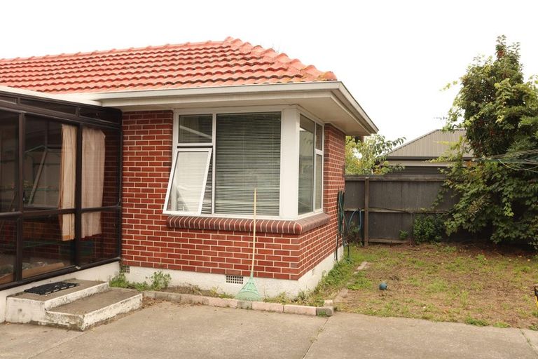 Photo of property in 106 Halswell Road, Hillmorton, Christchurch, 8025