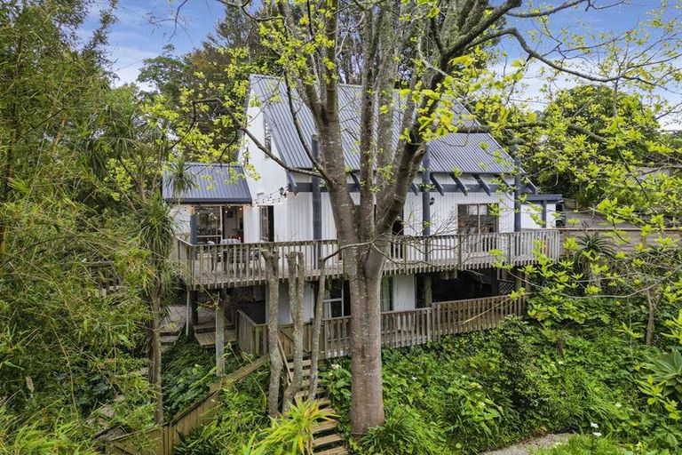 Photo of property in 2/7 Springfield Street, Forrest Hill, Auckland, 0620