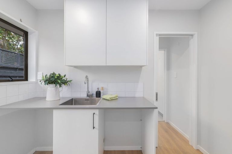 Photo of property in 28b Hamilton Avenue, Ilam, Christchurch, 8041