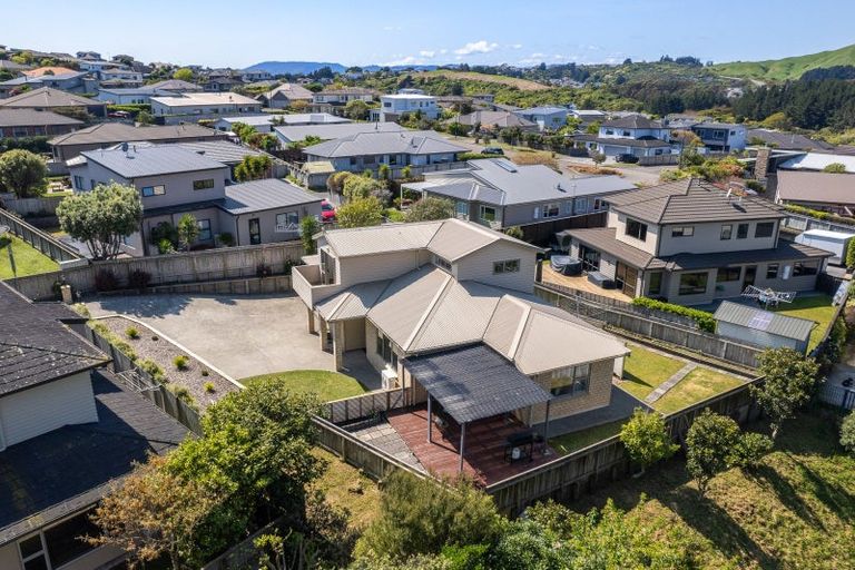 Photo of property in 17 Tasman Close, Aotea, Porirua, 5024