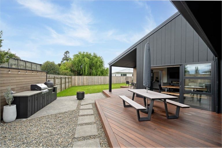 Photo of property in 12 Plum Tree Lane, Solway, Masterton, 5810