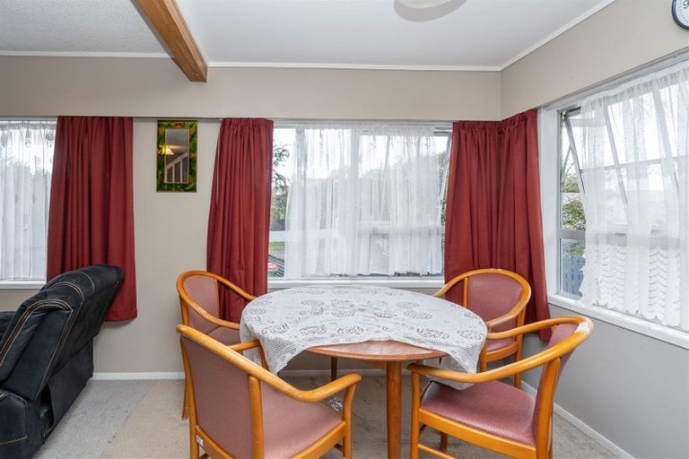 Photo of property in 6 Camden Place, Pukete, Hamilton, 3200