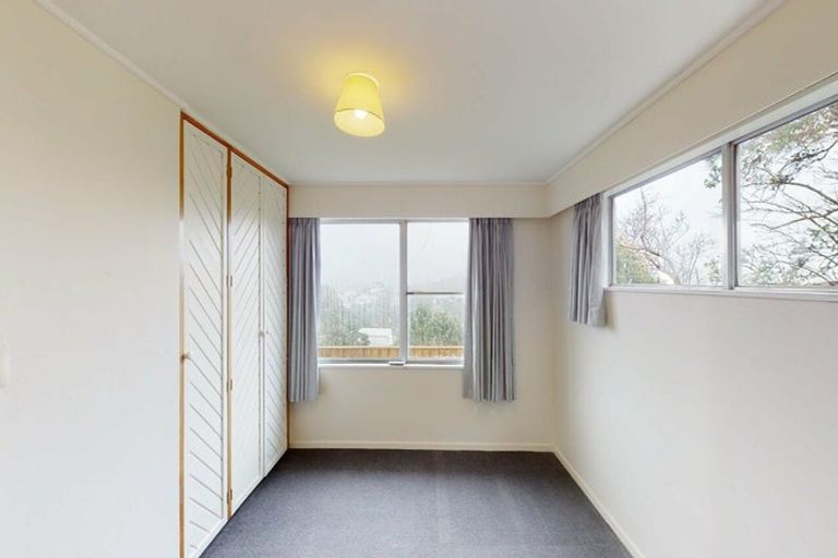 Photo of property in 91 Black Rock Road, Newlands, Wellington, 6037