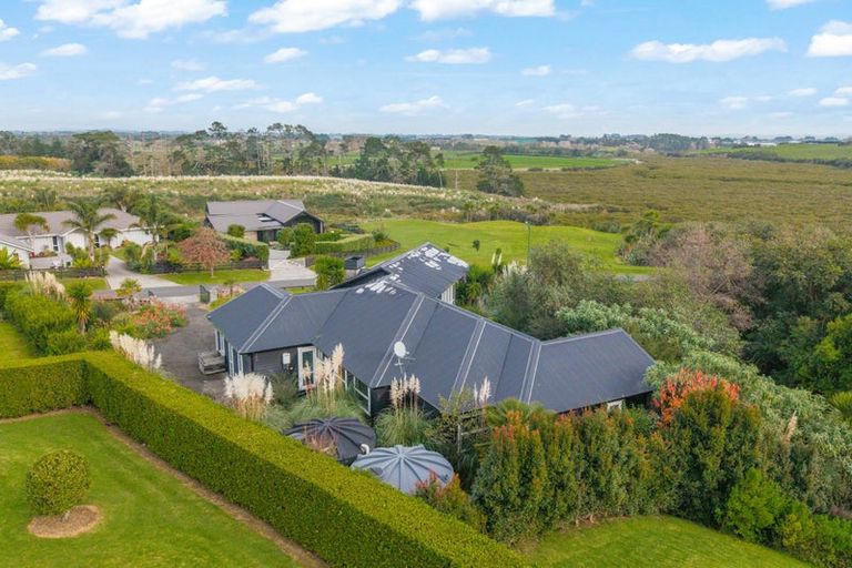 Photo of property in 17 Capriole Crescent, Kingseat, Papakura, 2580