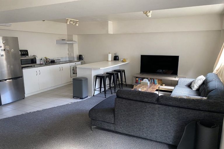 Photo of property in 151 Grant Road, Thorndon, Wellington, 6011