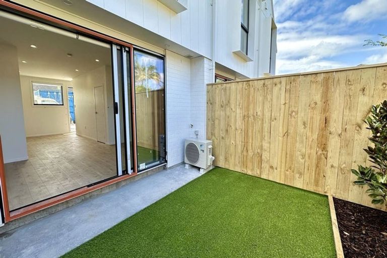 Photo of property in 8/4 Mead Street, Avondale, Auckland, 1026