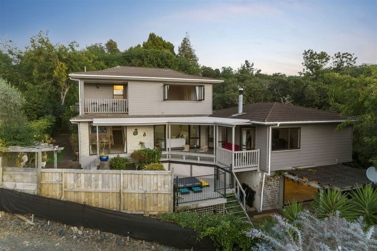 Photo of property in 12 Margan Place, Red Hill, Papakura, 2110