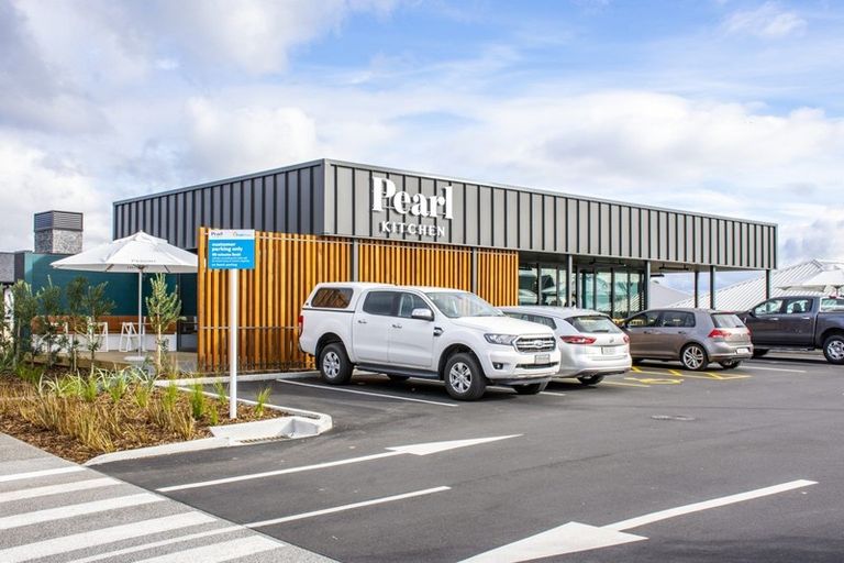 Photo of property in 5 Sandhurst Drive, Papamoa Beach, Papamoa, 3118