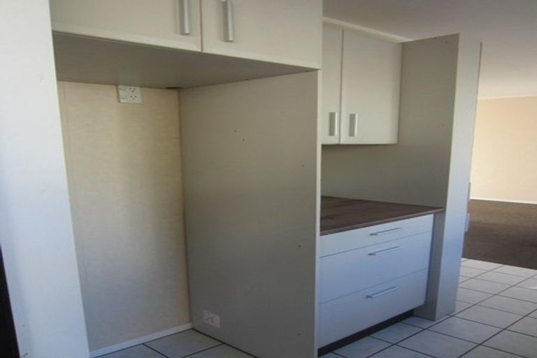 Photo of property in 58 Collins Avenue, Tawa, Wellington, 5028