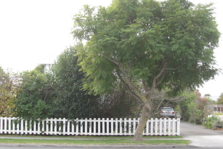 Photo of property in 3 Avenue Road, Greenmeadows, Napier, 4112