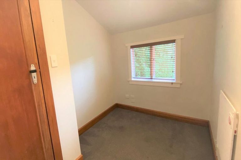 Photo of property in 4 Thorrington Road, Cashmere, Christchurch, 8022