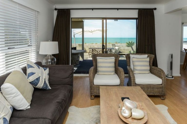 Photo of property in 243 Clifton Road, Te Awanga, 4102