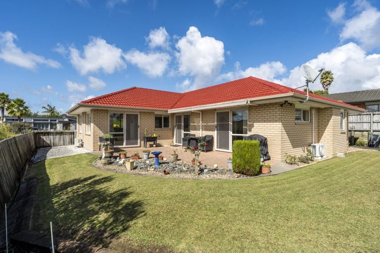 Photo of property in 4 Sandhurst Rise, Henderson, Auckland, 0612