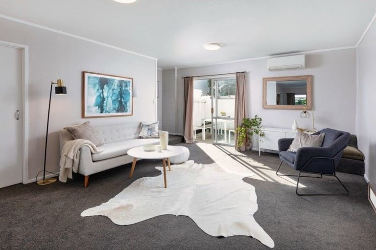 Photo of property in 1/45 Astley Avenue, New Lynn, Auckland, 0600