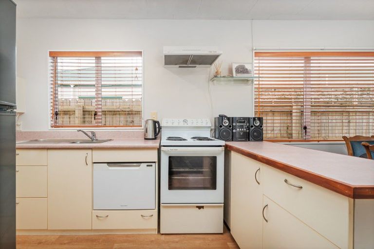 Photo of property in 8 Joan Gaskell Drive, Whitianga, 3510