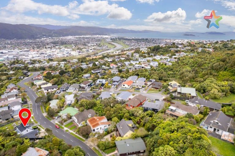 Photo of property in 40a Viewmont Drive, Harbour View, Lower Hutt, 5010