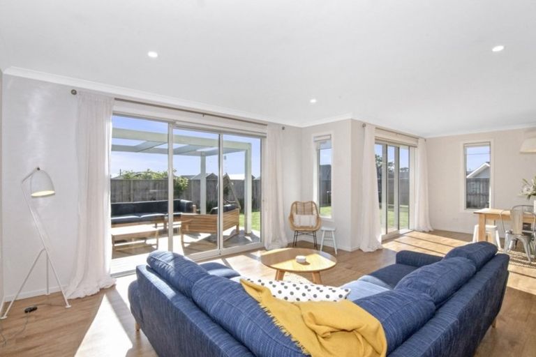 Photo of property in 8 Boysenberry Grove, Richmond, 7020